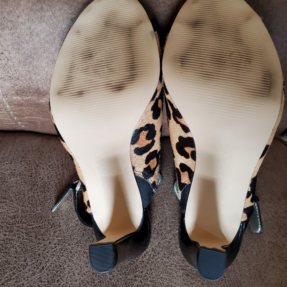 COPY - Anne Klein leapard fur heels. - Picture 5 of 5